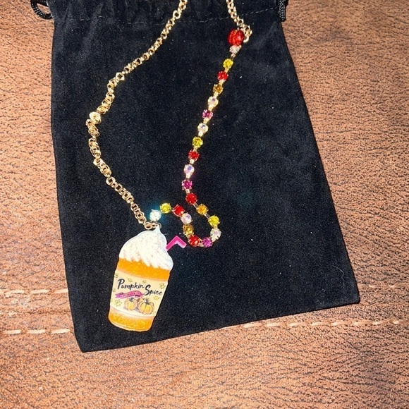 Betsey Johnson Pumpkin Spice Latte Necklace - Picture 1 of 1